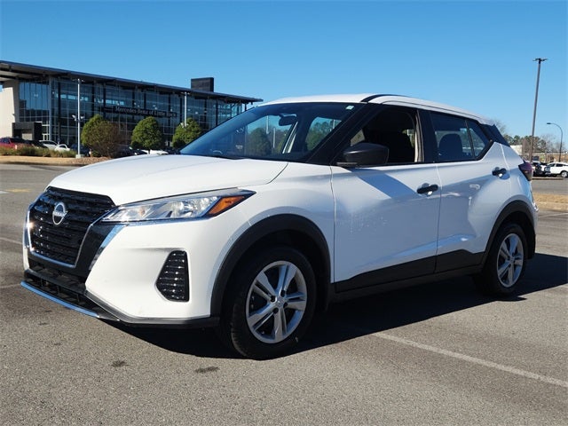 2025 Nissan Kicks Play S