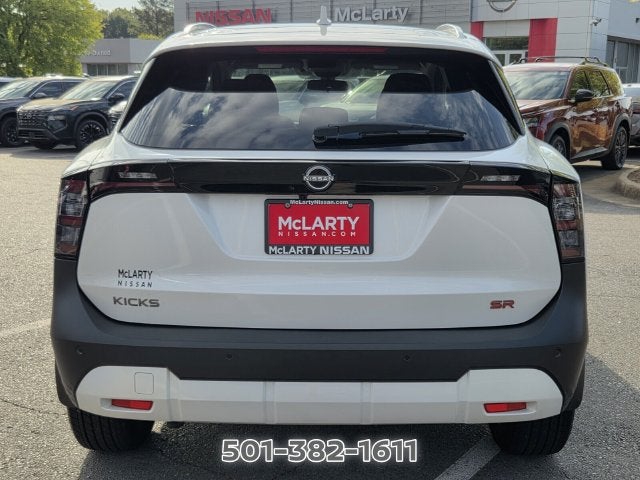 2025 Nissan Kicks SR