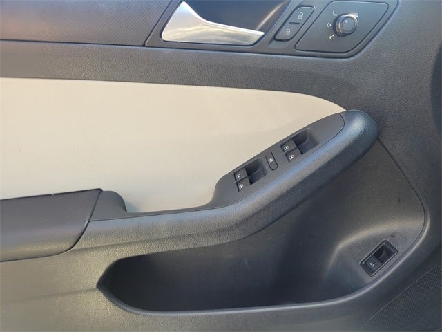 2015 Volkswagen Jetta 2.0L S