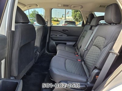 2023 Nissan Pathfinder S