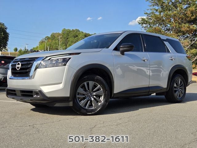 2023 Nissan Pathfinder S