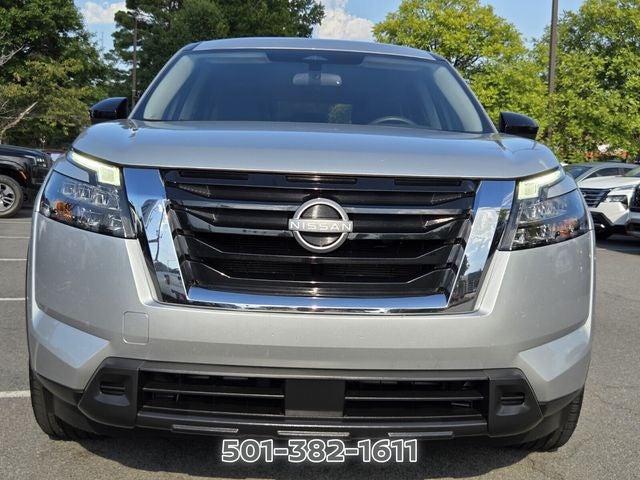 2023 Nissan Pathfinder S