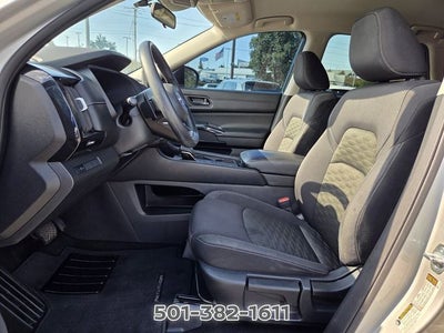 2023 Nissan Pathfinder S