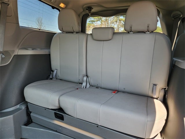 2017 Toyota Sienna L Handicap Lift Handicap Lift