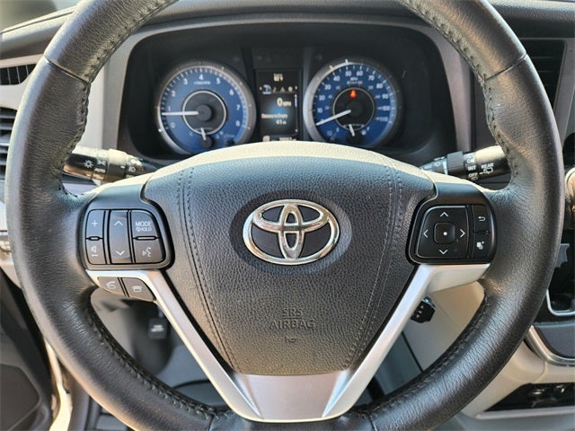 2017 Toyota Sienna L Handicap Lift Handicap Lift