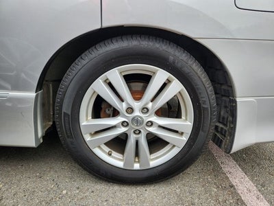 2015 Nissan Quest Platinum