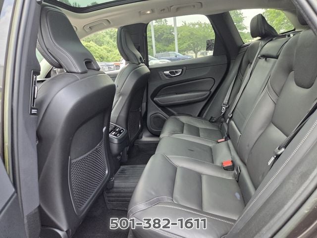 2023 Volvo XC60 B5 Ultimate Bright Theme