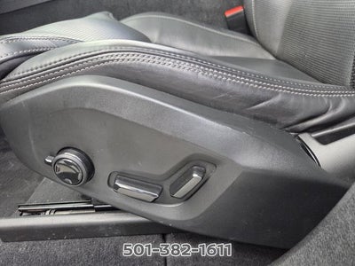 2023 Volvo XC60 B5 Ultimate Bright Theme