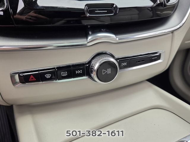 2024 Volvo XC60 B5 Core
