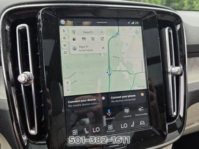 2024 Volvo XC40 B5 Plus Dark Theme