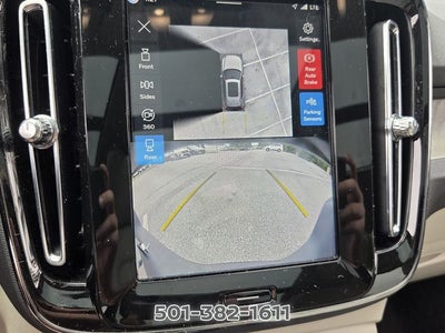 2024 Volvo XC40 B5 Plus Dark Theme