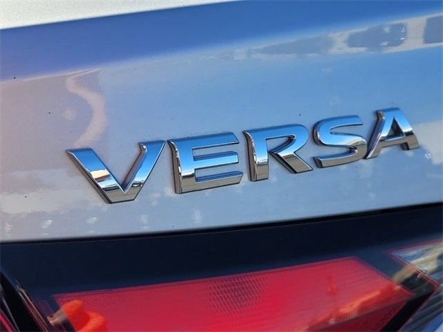 2023 Nissan Versa 1.6 SV