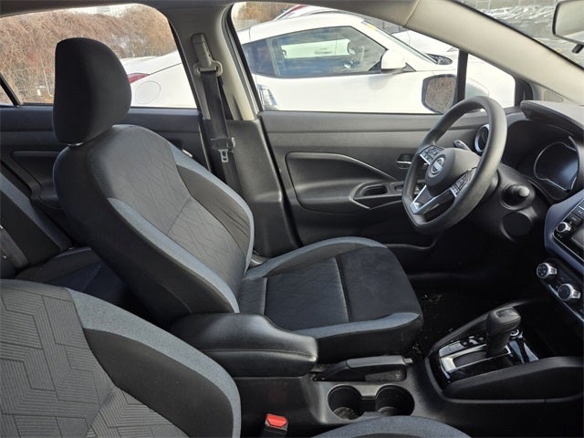 2023 Nissan Versa 1.6 SV