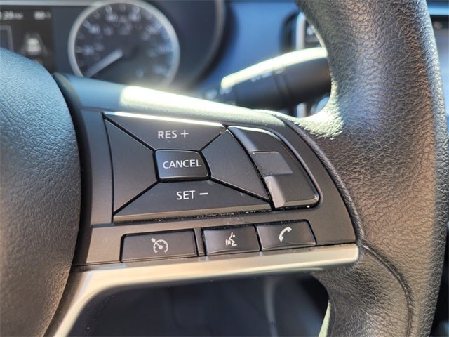 2023 Nissan Versa 1.6 SV