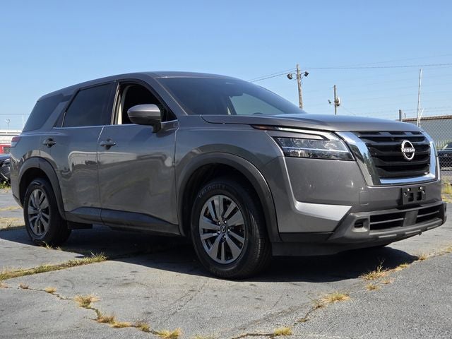 2022 Nissan Pathfinder S