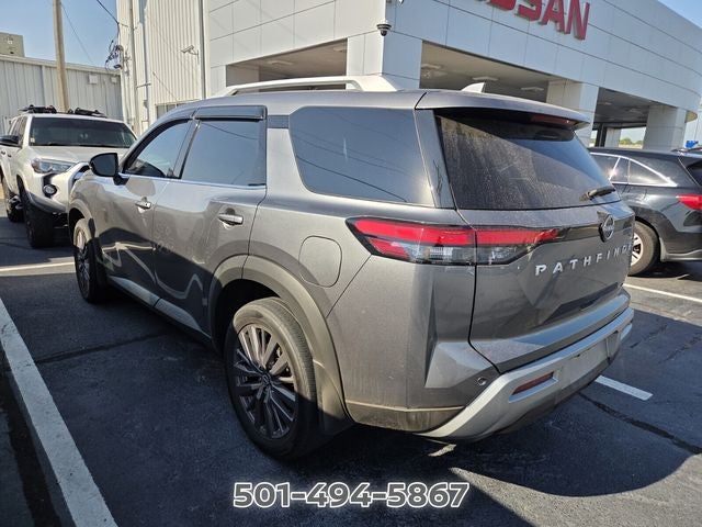 2024 Nissan Pathfinder SL
