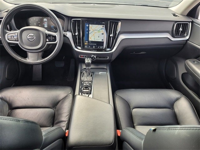 2020 Volvo S60 T6 Momentum