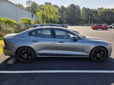 2019 Volvo S60 Hybrid T8 R-Design