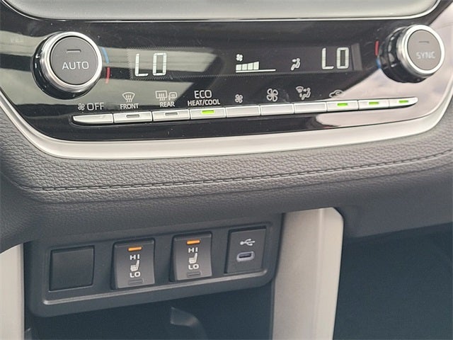 2024 Toyota Corolla Cross XLE