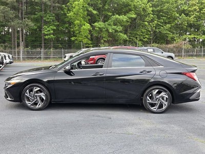 2024 Hyundai Elantra Limited