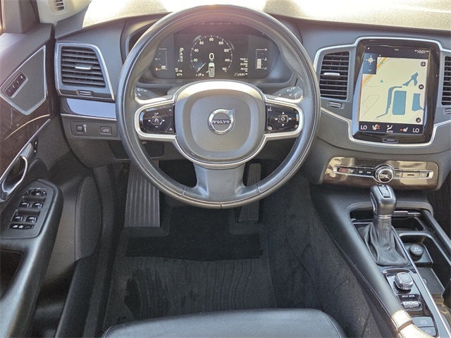 2019 Volvo XC90 T5 Momentum