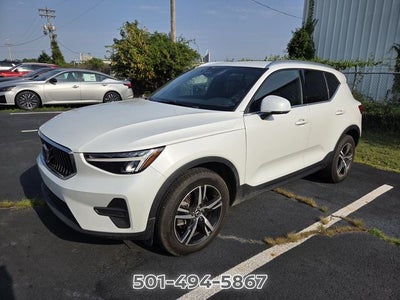 2024 Volvo XC40 B5 Core