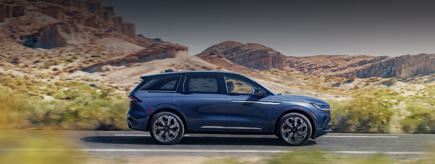 A 2024 Lincoln Nautilus® SUV is being driven in a desert setting. | Mark McLarty Lincoln in North Little Rock AR