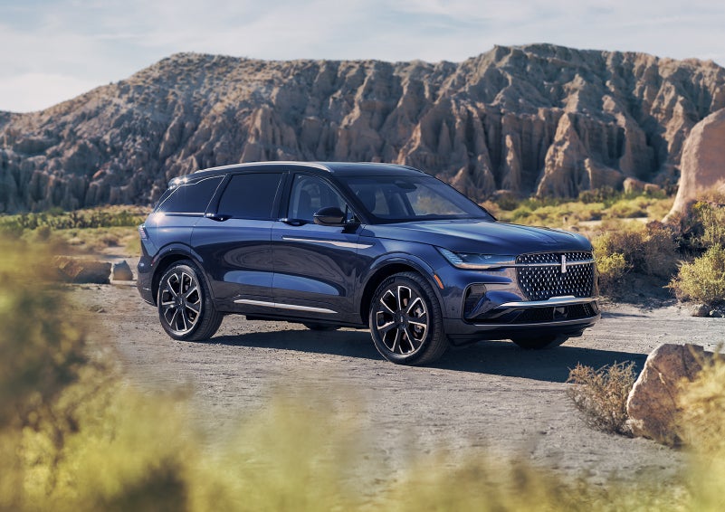 A 2024 Lincoln Nautilus® SUV is parked in a desert national park. | Mark McLarty Lincoln in North Little Rock AR