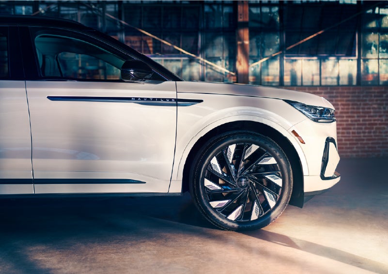 The wheels of the available Jet Appearance Package are highlighted. | Mark McLarty Lincoln in North Little Rock AR